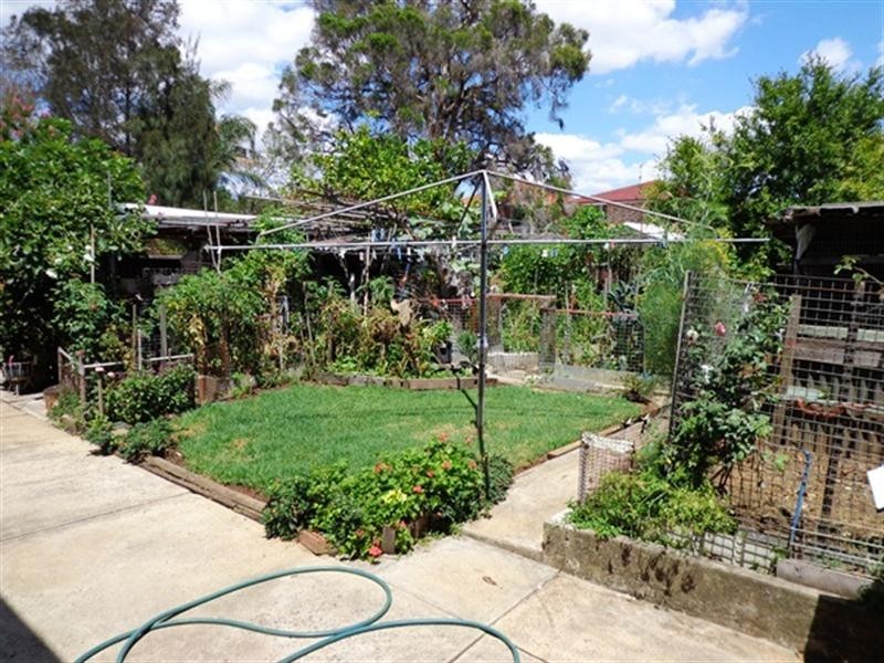 3 Peel Street, Canley Heights NSW 2166