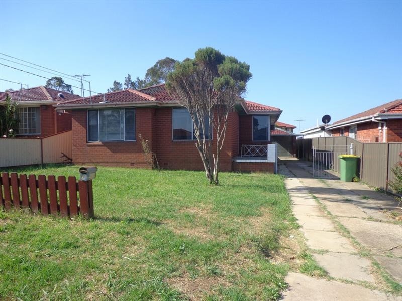 6 Theresa Street, Smithfield NSW 2164