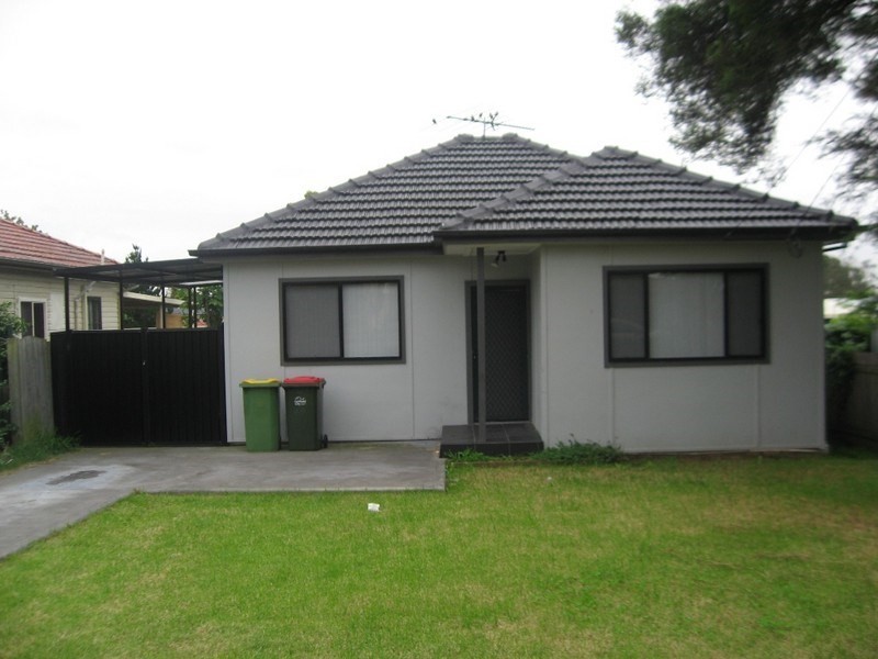 Fairfield East NSW 2165