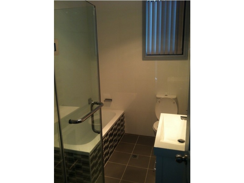 Fairfield East NSW 2165