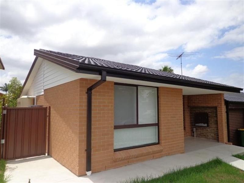 13 Jasnar Street, Greenfield Park NSW 2176