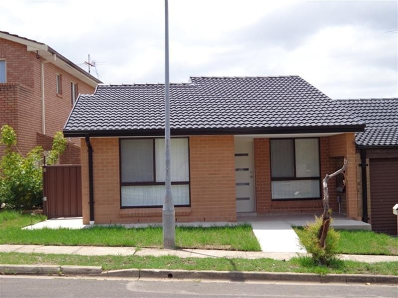 13 Jasnar Street, Greenfield Park NSW 2176