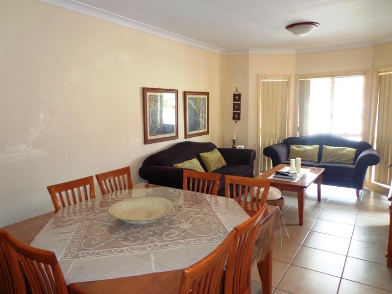 77AandB Madeline Street, Fairfield West NSW 2165