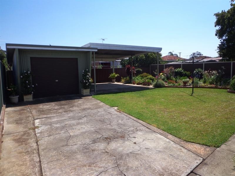 105 Thorney Road, Fairfield West NSW 2165