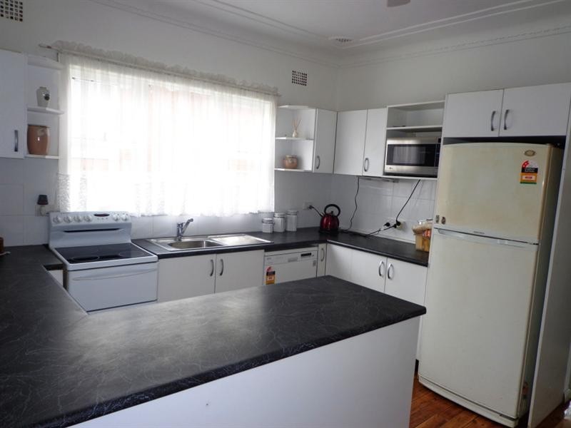 23 Rowley Street, Smithfield NSW 2164