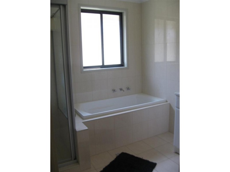 Hoxton Park NSW 2171