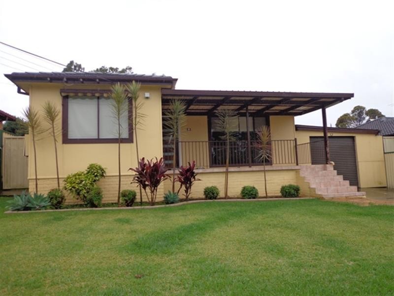 75 Chifley Street, Smithfield NSW 2164