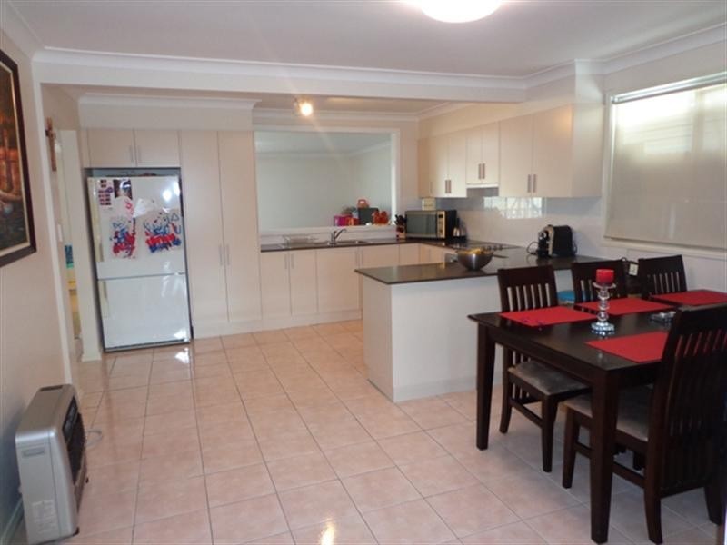 75 Chifley Street, Smithfield NSW 2164