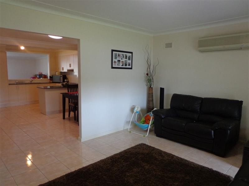 75 Chifley Street, Smithfield NSW 2164