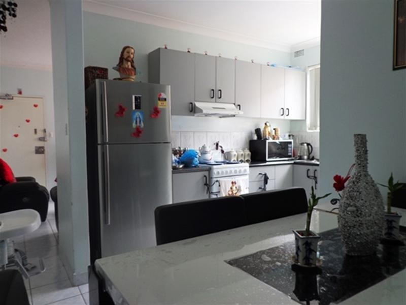 8/37 Kenyon Street, Fairfield NSW 2165