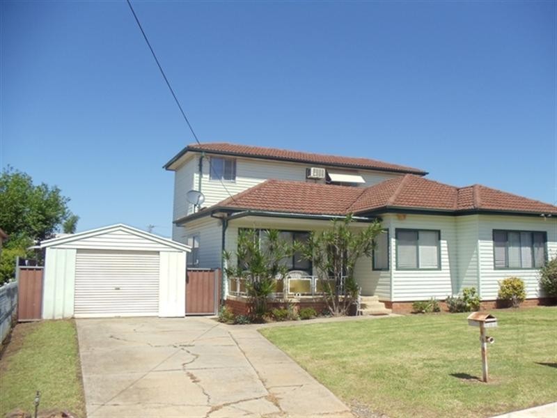 25 Beaumont Street, Smithfield NSW 2164