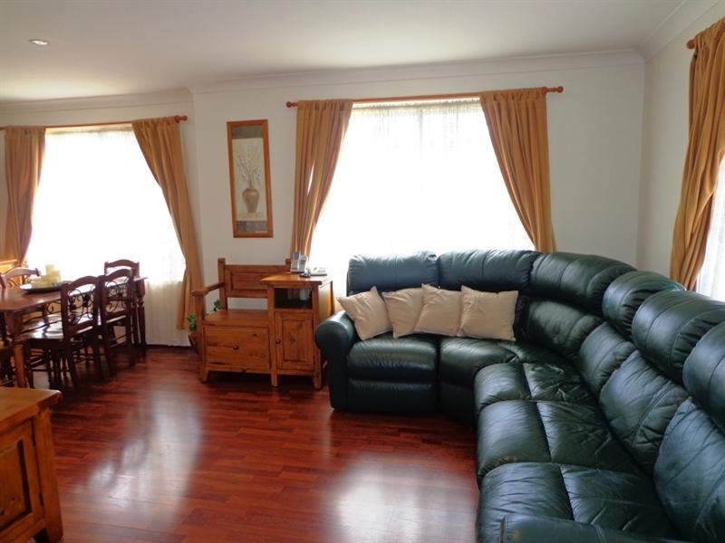 20 Derwent Place, Bossley Park NSW 2176