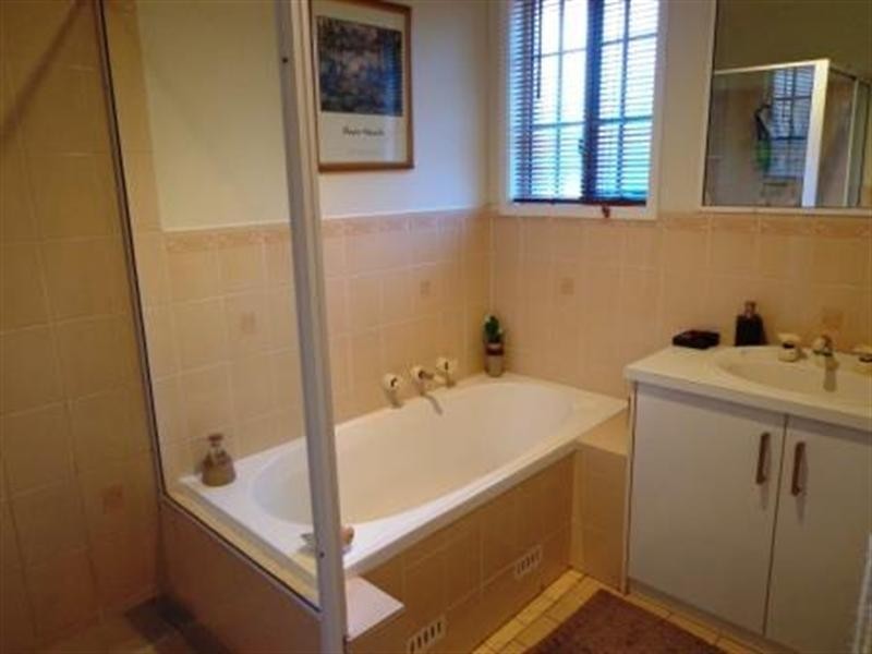 20 Derwent Place, Bossley Park NSW 2176