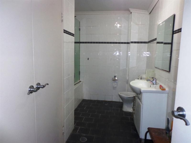 2411/57-72 Queen Street, Auburn NSW 2144