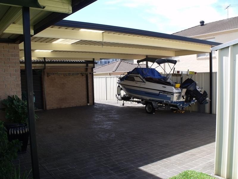 18 Anjou Crescent, Cecil Hills NSW 2171