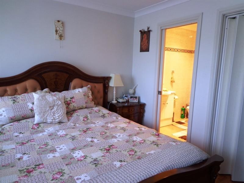 5A Isis Street, Fairfield West NSW 2165