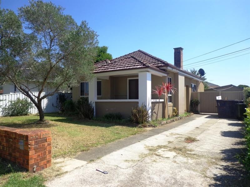 43 Veron Street, Fairfield East NSW 2165