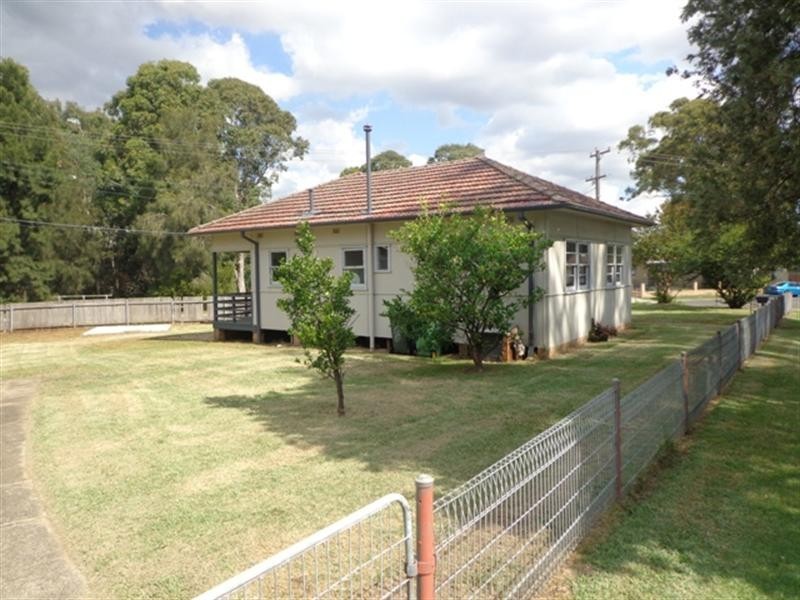 30 Bennett Avenue, Carramar NSW 2163