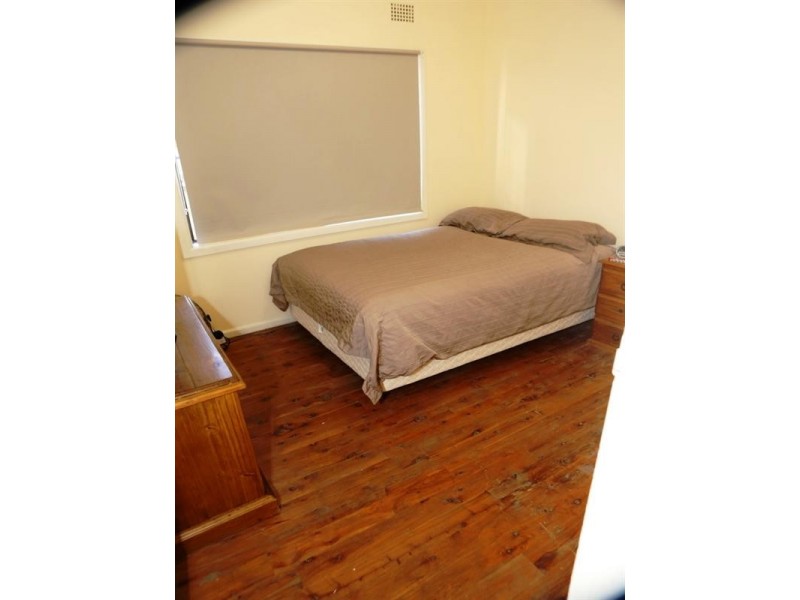 50 Hawkesbury Street, Fairfield West NSW 2165