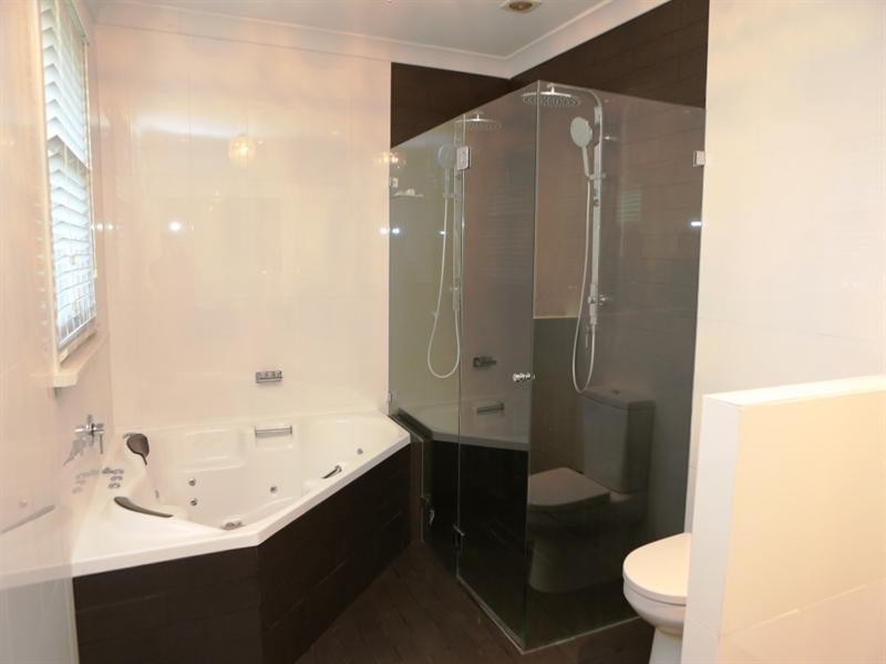 5A Wetherill Street, Smithfield NSW 2164