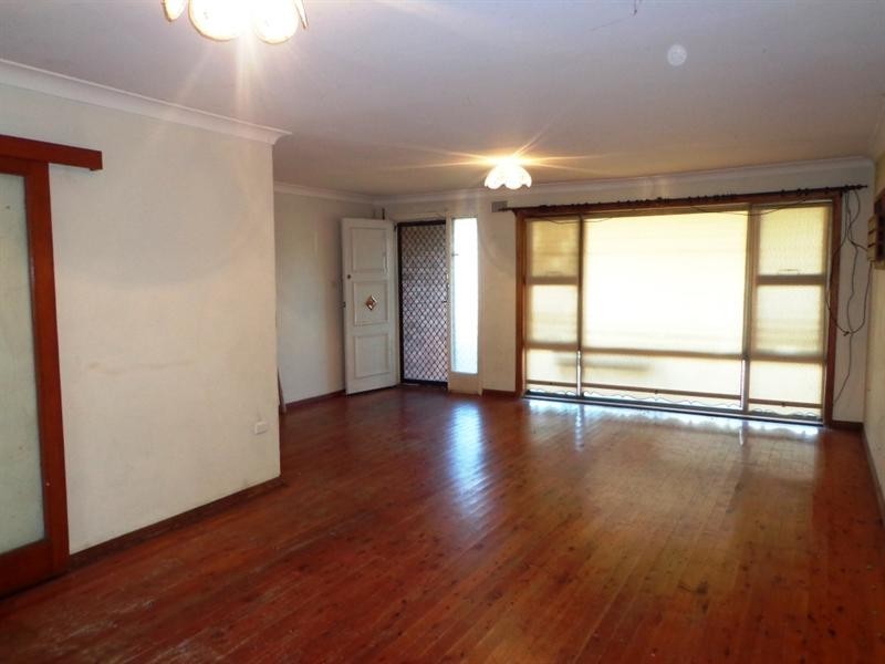 310 Hamilton Road, Fairfield West NSW 2165