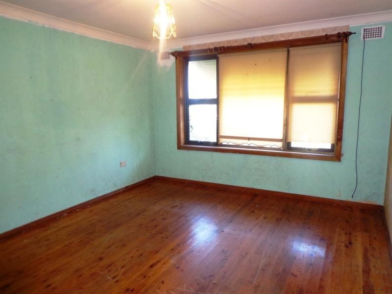 310 Hamilton Road, Fairfield West NSW 2165