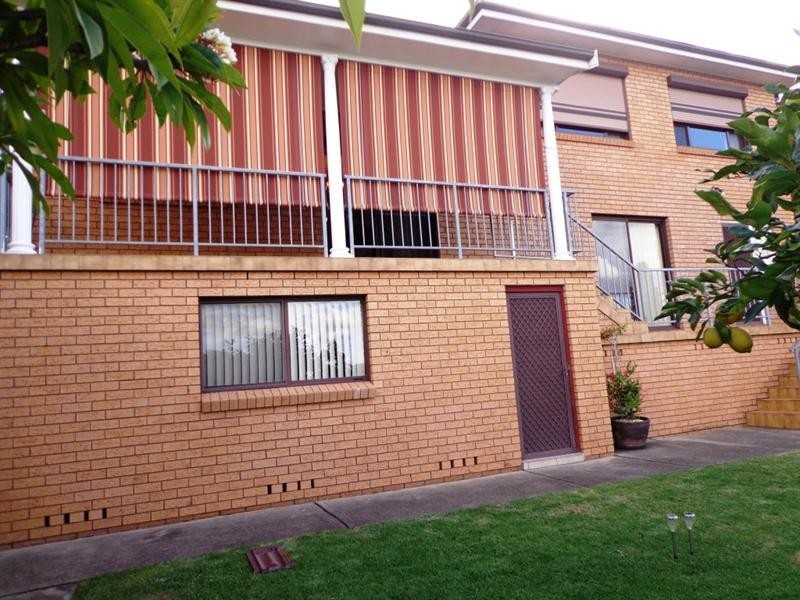 9 Warragamba Crescent, Bossley Park NSW 2176