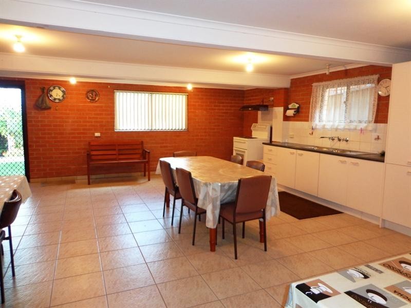 9 Warragamba Crescent, Bossley Park NSW 2176