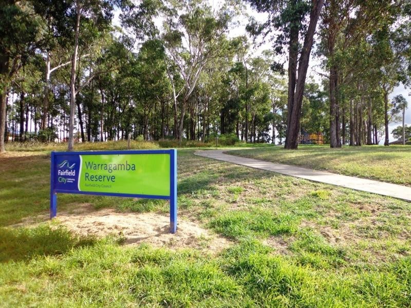 9 Warragamba Crescent, Bossley Park NSW 2176