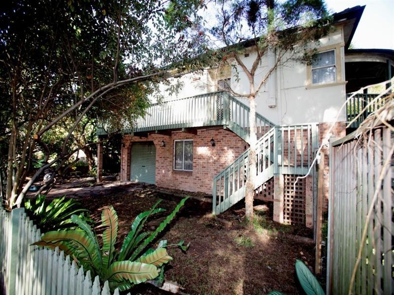 10 Artie Street, Carramar NSW 2163