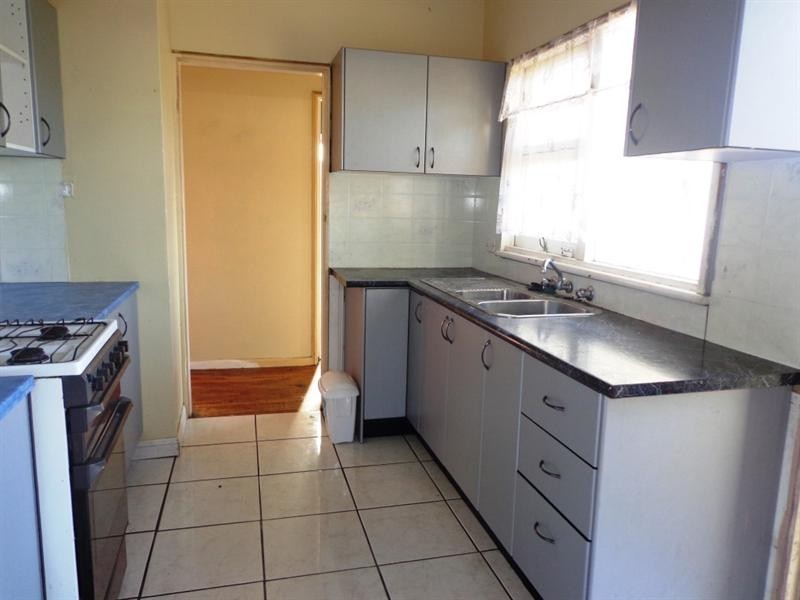 43 Goodacre Avenue, Fairfield West NSW 2165