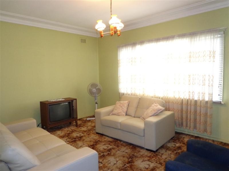 47 Percy Street, Fairfield NSW 2165