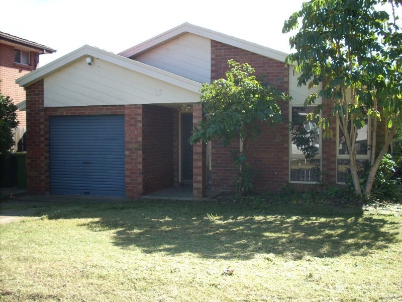 17 Gundagai Street, Wakeley NSW 2176