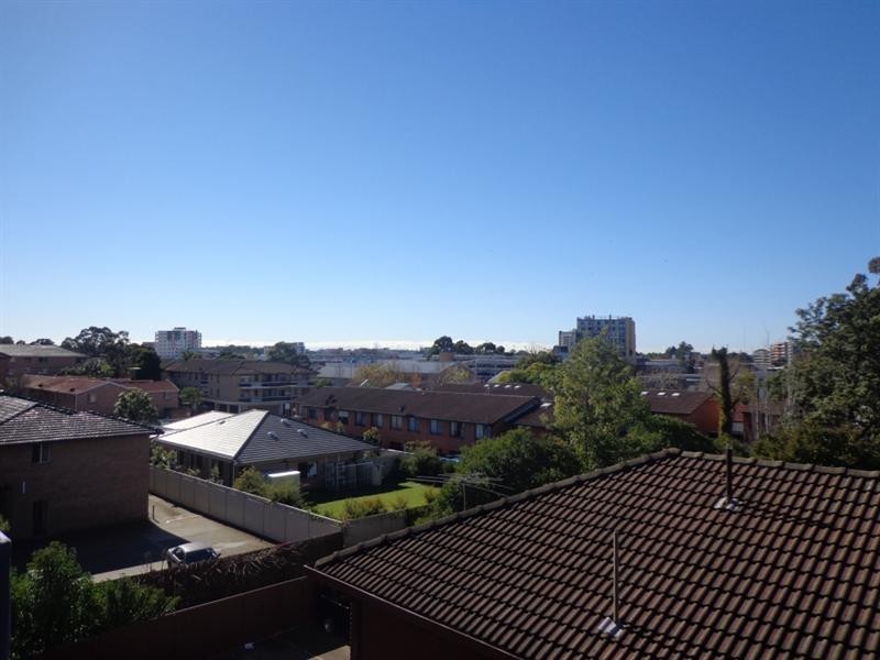 12/62 Hamilton Road, Fairfield NSW 2165