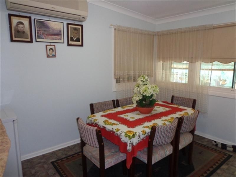 37 Earl Street, Canley Heights NSW 2166