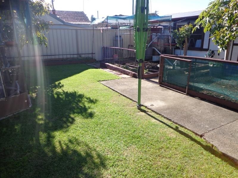 37 Earl Street, Canley Heights NSW 2166