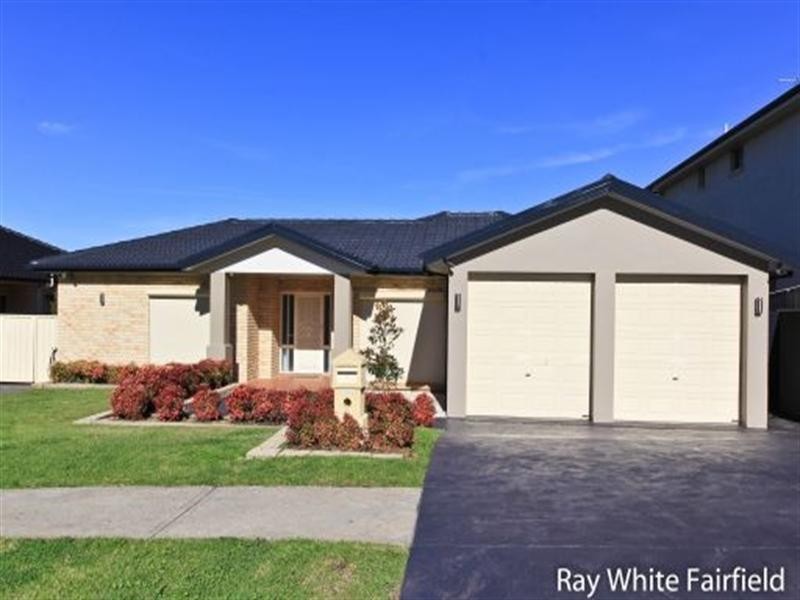 9 Stirling Street, Cecil Hills NSW 2171