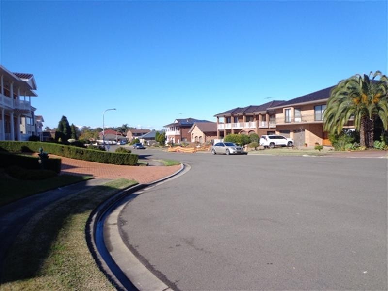 14 Cootha Close, Bossley Park NSW 2176