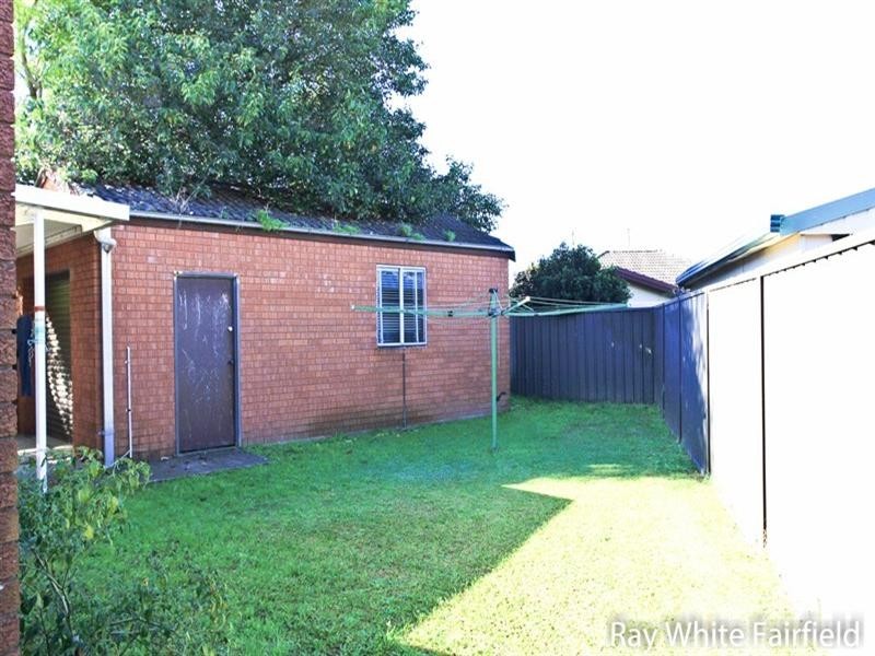 18 Parklea Parade, Canley Heights NSW 2166