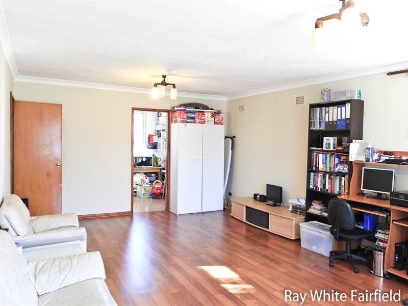 5 Newstan Place, Cartwright NSW 2168
