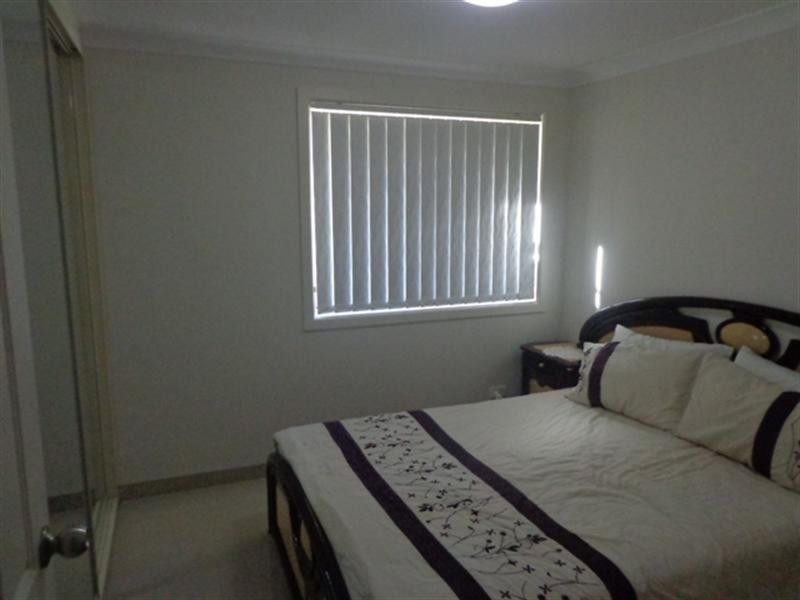 5 Merlot Place, Edensor Park NSW 2176