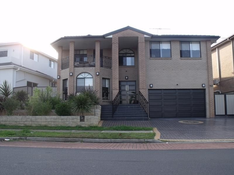 107 Carmichael Drive, West Hoxton NSW 2171