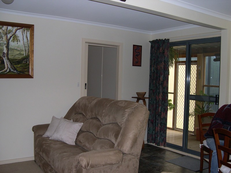 1 Devon Street, Port Clinton SA 5570