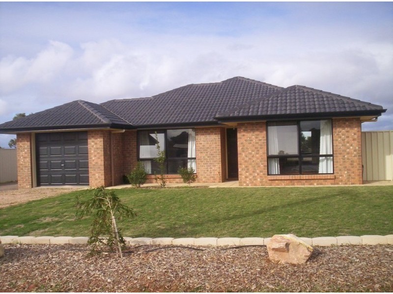 13 Roach Street, Kadina SA 5554