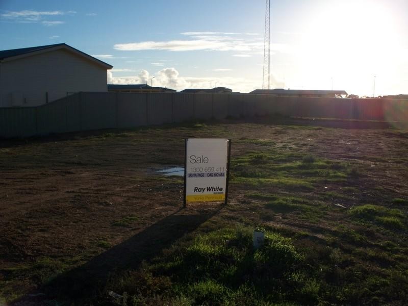 8 Hollis Court, Moonta Bay SA 5558