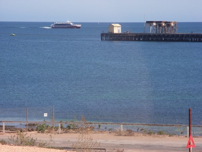 18 Carleton Crescent, Wallaroo SA 5556