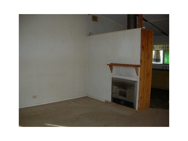 18 Carleton Crescent, Wallaroo SA 5556