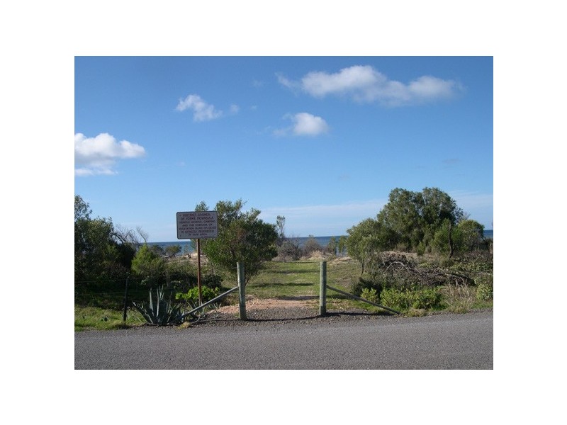 66 The Esplanade, Pine Point SA 5571