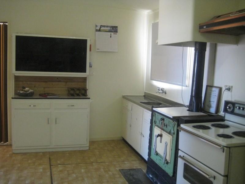 66 The Esplanade, Pine Point SA 5571