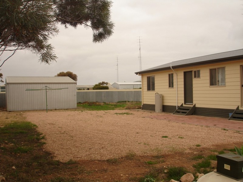 65 Cambridge Street, Moonta Bay SA 5558